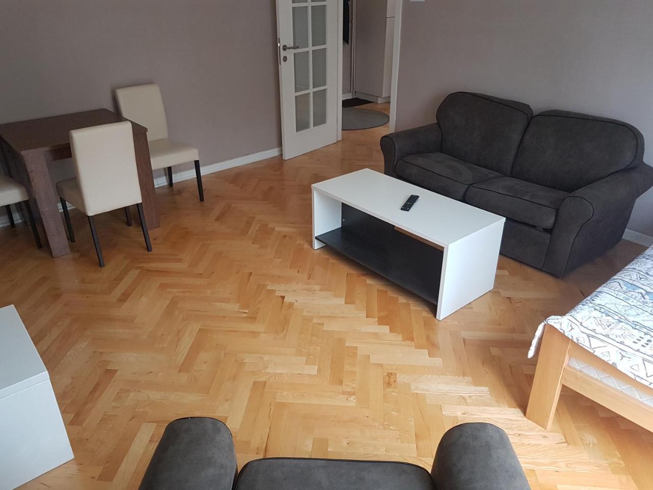Apartment Simic Valjevo Eksteriør bilde